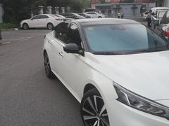 -华胜奔驰宝马奥迪专修连锁(虹梅南路店)