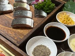 -围炉肉舍丹东海鲜烤肉·烤活鳗(步行街店)