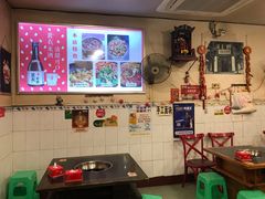 大堂-鸿顺老铁锅美蛙鱼府(解放碑店)