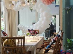 -春树下·树屋花房西餐厅(罍街AS1980店)