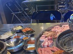 -哈哈碳都·牛肋条无限自助烤肉(台江万达店)