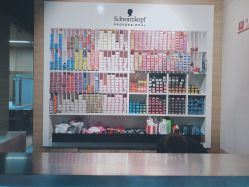 -CARR SALON