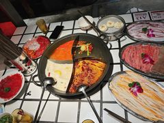-朱光玉火锅馆(小寨原力场店)
