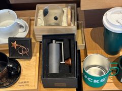 -星巴克臻选(上海合生汇1F店)