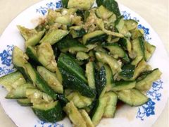 凉拌黄瓜-天津乾毓德饭庄·清真传统炒菜·海鲜烧烤(咸阳路店)