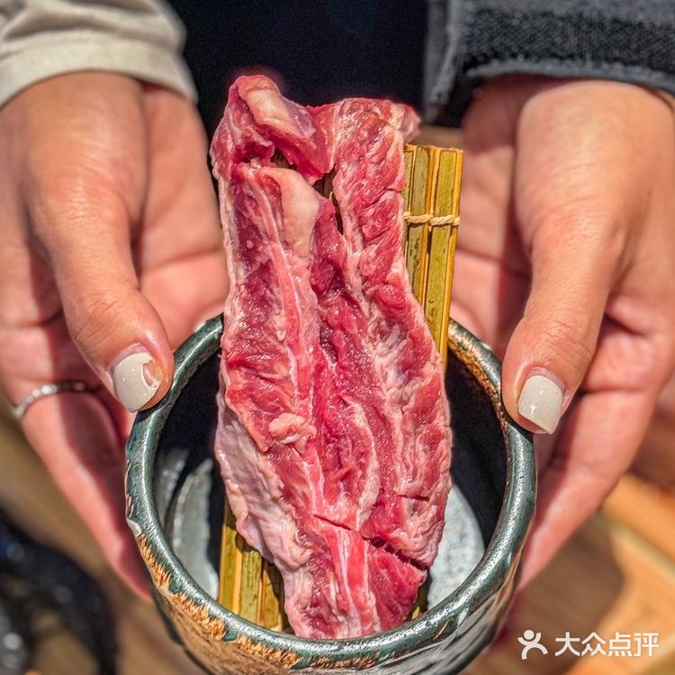 市中心不到一百吃原切谷饲自助烤肉！性价比贼高！