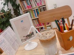 -猫的天空之城概念书店(印象城购物中心店)