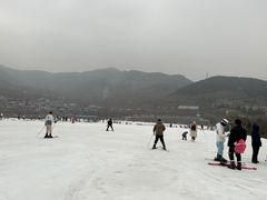 -济南卧虎山滑雪场
