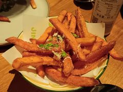 -JINNS锦时 steak&pizza(浸信会礼拜堂旧址店)