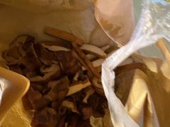-牵人麻辣粉(粉巷店)