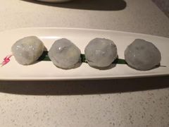 抹茶墨鱼滑-海底捞火锅鲜切牛肉主题店(长寿路店)