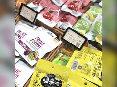 -来伊份(仙霞路五店)