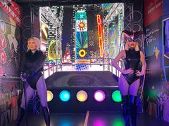 -曼谷杜莎夫人蜡像馆