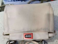 -莱靓奢侈品洗护改衣店(新世界百货崇文店)