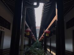 -唔呶喔哩酒家(生产街店)