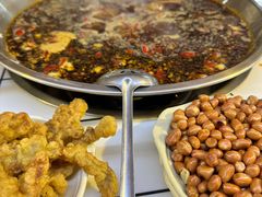 -储奇门鳝鱼火锅(总店)