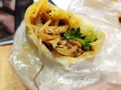 -老王芙蓉蛋卷饼(万达店)