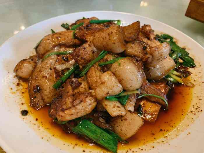 代木儿回锅肉-"专程从广汉过来吃,饭点人不多,回锅肉,肉.