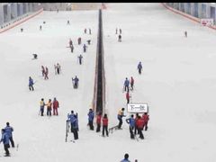 -乔波室内滑雪场