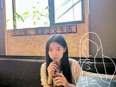 -新华里咖啡书吧(新华书店小寨店)