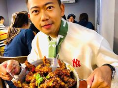 -BHC炸鸡(明洞总店)