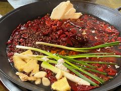 -黄潇洒老火锅(九眼桥宏济巷店)