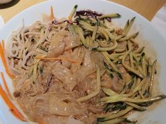 -关东小磨东北菜(上海长风大悦城店)