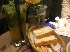 餐前面包-OGGI TRATTORIA PIZZERIA(深业上城店)