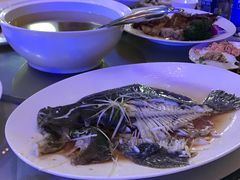 -唐拉雅秀酒店-西锦汇空中BBQ·思创餐厅