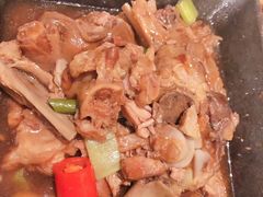 栗子排骨烧猪蹄-赵小姐丨新中餐(曲江店)