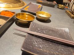 -铭牛烧肉·和牛海鲜自助(高新月牙湖店)