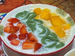 士多啤梨芒果绿茶拉面-甜心妈妈·榴莲星级糖水(北京路总店)
