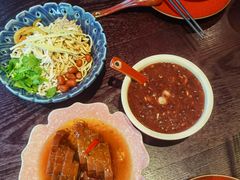 -古都历食南京菜·烤鸭·鸭血粉丝·汤包(南京博物院店)