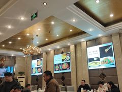 -天外天美食广场(哈尔滨路店)