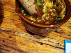 -老滇山寨•云南特色菜•地方菜•民族风情歌舞表演(金碧店)