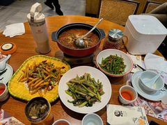 -黄泥岗·地道湖北菜(奥特莱斯店)