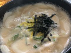 年糕雪濃湯-神仙雪浓汤(弘大店)