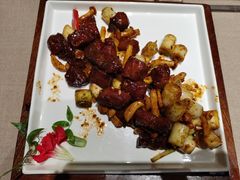 慢火烧雪花牛肉-尚一汤·粤菜海鲜(环球港店)