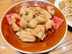 -泉畔人家·老济南经典鲁菜(大明湖店)