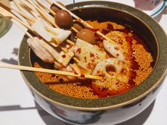 滋色串串香-滋色臻选川菜(北京坊旗舰店)
