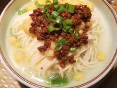 豌豆杂酱面-渝信川菜 · 川味家常菜(长安店)