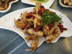 -覃记海鲜美食餐厅