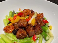 虾皇酱爆炒M9和牛-宝丽轩中餐厅BAOLIXUAN