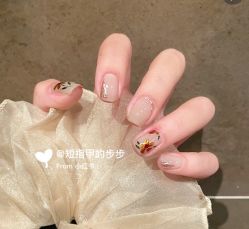 -悦指间美甲美睫