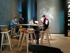 -星巴克臻选(成都来福士店)