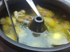 -云海肴·汽锅鸡·云南菜(天山百盛优客店)