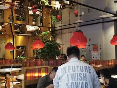 大堂-小骨煲金华砂锅(转塘金街美地店)