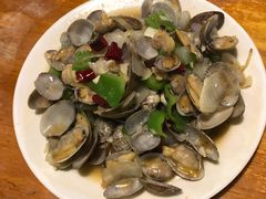 爆炒花斑蛤-温州一家人美食(西木头市店)