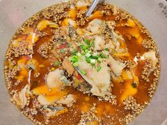 -金鱼盆32年水煮鱼·18秒辣椒炒肉(京西大悦城店)