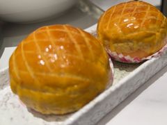 酥皮水牛奶菠萝包-陶陶居酒家(龙之梦店)